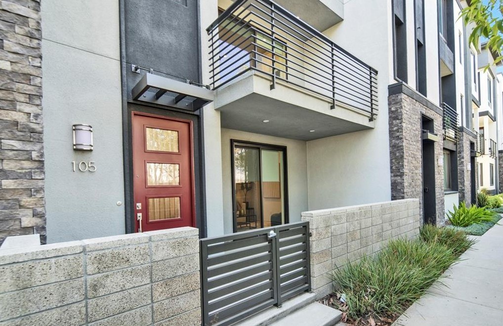 Home on Schick in Irvine, California, represented by Lisa Ng